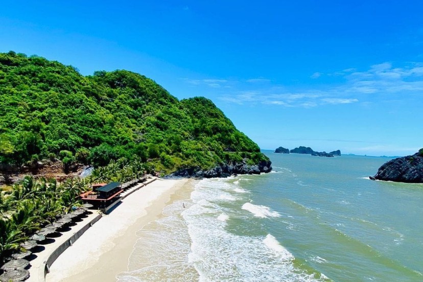 Top 05 Most Beautiful Beaches Not To Be Missed On Cat Ba Island, Vietnam Top 05 Most Beautiful Beaches Not To Be Missed On Cat Ba Island, Vietnam